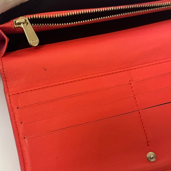 Christain Dior lambskin Cannage wallet in Fuchsia - Picture 3 of 11